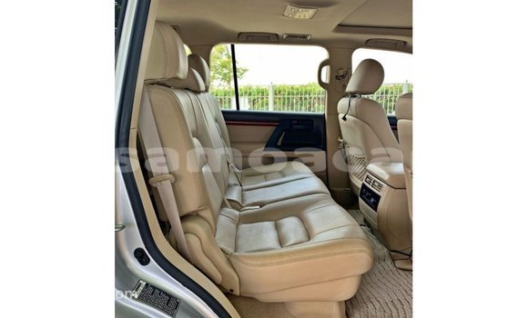Buy Import Toyota Land Cruiser Other Car in Import - Dubai in A'ana Buy Import Toyota Land Cruiser Other Car in Import - Dubai in A'ana