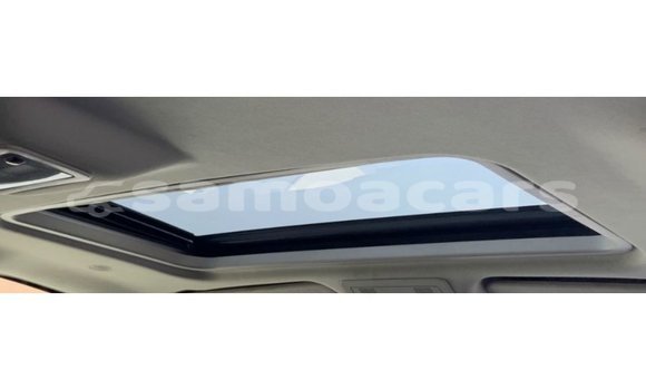 Acheter Import Voiture Chevrolet Suburban Noir à Import - Dubai, A'ana Acheter Import Voiture Chevrolet Suburban Noir à Import - Dubai, A'ana