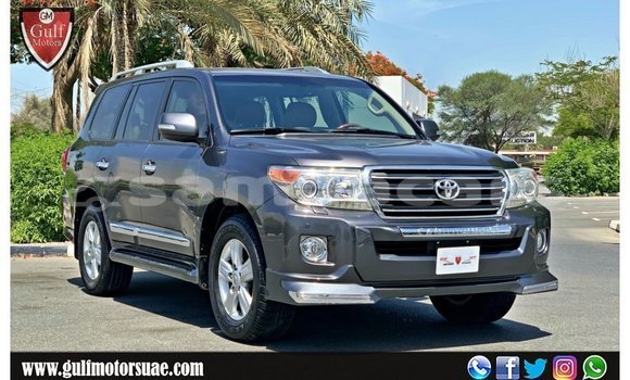 Acheter Import Voiture Toyota Land Cruiser Autre à Import - Dubai, A'ana Acheter Import Voiture Toyota Land Cruiser Autre à Import - Dubai, A'ana