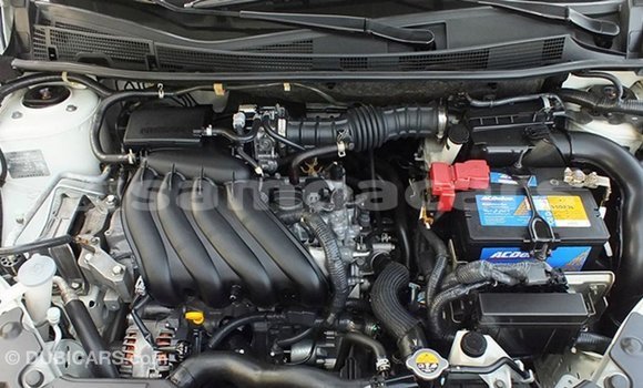 Acheter Import Voiture Nissan Tiida Blanc à Import - Dubai, A'ana Acheter Import Voiture Nissan Tiida Blanc à Import - Dubai, A'ana