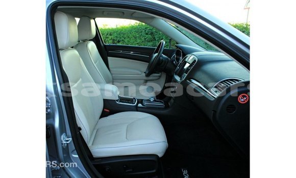 Acheter Import Voiture Chrysler 300 Autre à Import - Dubai, A'ana Acheter Import Voiture Chrysler 300 Autre à Import - Dubai, A'ana