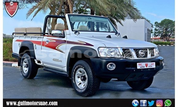 Acheter Import Voiture Nissan Patrol Blanc à Import - Dubai, A'ana Acheter Import Voiture Nissan Patrol Blanc à Import - Dubai, A'ana