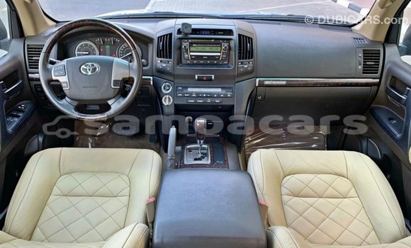 Buy Import Toyota Land Cruiser Blue Car in Import - Dubai in A'ana Buy Import Toyota Land Cruiser Blue Car in Import - Dubai in A'ana