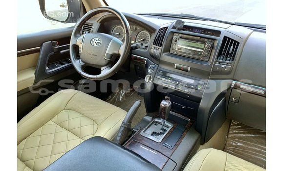 Buy Import Toyota Land Cruiser Blue Car in Import - Dubai in A'ana Buy Import Toyota Land Cruiser Blue Car in Import - Dubai in A'ana