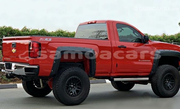 Acheter Import Voiture Chevrolet Silverado Rouge à Import - Dubai, A'ana Acheter Import Voiture Chevrolet Silverado Rouge à Import - Dubai, A'ana