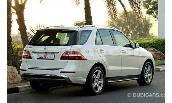 Buy Import Mercedes-Benz 190 White Car in Import - Dubai in A'ana Buy Import Mercedes-Benz 190 White Car in Import - Dubai in A'ana