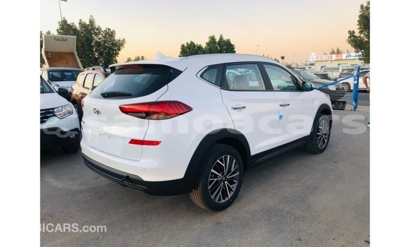 Buy Import Hyundai Tucson White Car in Import - Dubai in A'ana Buy Import Hyundai Tucson White Car in Import - Dubai in A'ana