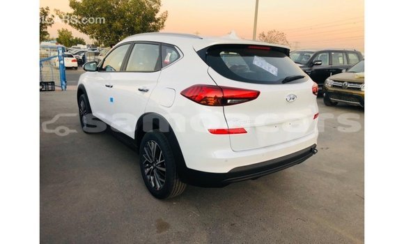 Buy Import Hyundai Tucson White Car in Import - Dubai in A'ana Buy Import Hyundai Tucson White Car in Import - Dubai in A'ana