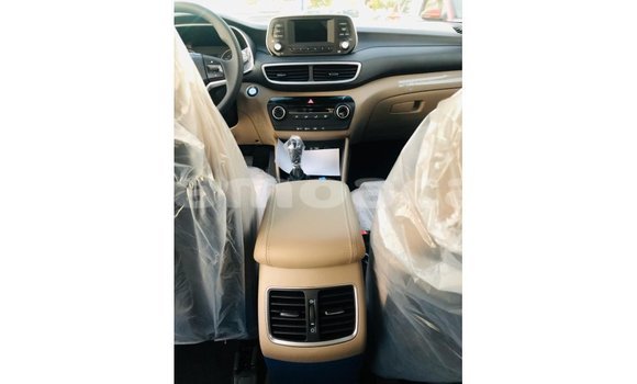 Buy Import Hyundai Tucson White Car in Import - Dubai in A'ana Buy Import Hyundai Tucson White Car in Import - Dubai in A'ana