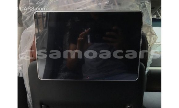 Buy Import Toyota Land Cruiser White Car in Import - Dubai in A'ana Buy Import Toyota Land Cruiser White Car in Import - Dubai in A'ana