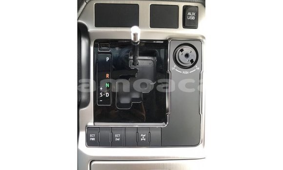 Buy Import Toyota Land Cruiser White Car in Import - Dubai in A'ana Buy Import Toyota Land Cruiser White Car in Import - Dubai in A'ana