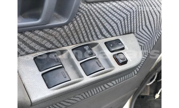 Buy Import Toyota Land Cruiser White Car in Import - Dubai in A'ana Buy Import Toyota Land Cruiser White Car in Import - Dubai in A'ana