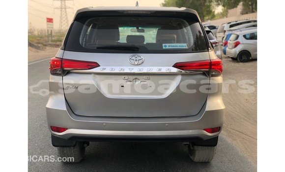 Buy Import Toyota Fortuner Other Car in Import - Dubai in A'ana Buy Import Toyota Fortuner Other Car in Import - Dubai in A'ana