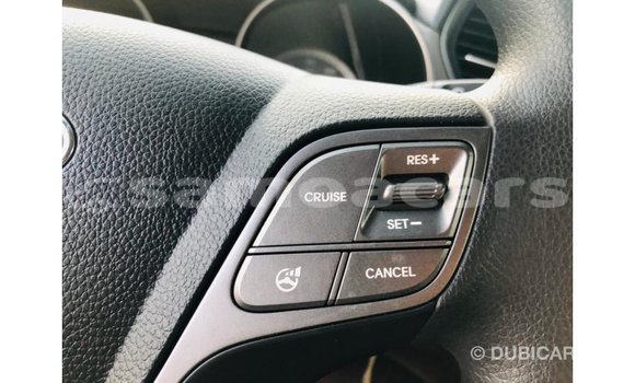 Acheter Import Voiture Hyundai Santa Fe Noir à Import - Dubai, A'ana Acheter Import Voiture Hyundai Santa Fe Noir à Import - Dubai, A'ana