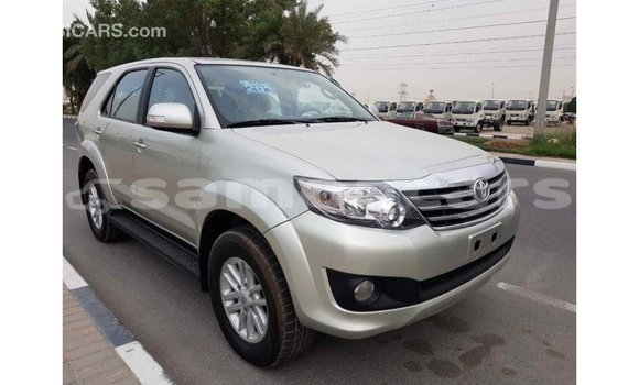 Acheter Import Voiture Toyota Fortuner Autre à Import - Dubai, A'ana Acheter Import Voiture Toyota Fortuner Autre à Import - Dubai, A'ana