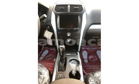 Acheter Import Voiture Ford Explorer Bleu à Import - Dubai, A'ana Acheter Import Voiture Ford Explorer Bleu à Import - Dubai, A'ana