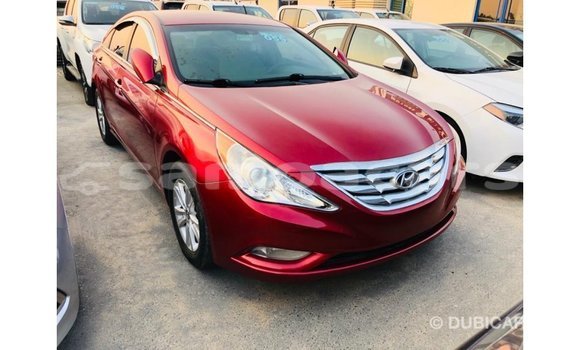 Acheter Import Voiture Hyundai Sonata Rouge à Import - Dubai, A'ana Acheter Import Voiture Hyundai Sonata Rouge à Import - Dubai, A'ana