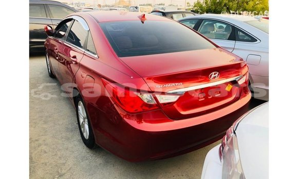 Acheter Import Voiture Hyundai Sonata Rouge à Import - Dubai, A'ana Acheter Import Voiture Hyundai Sonata Rouge à Import - Dubai, A'ana