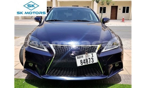 Acheter Import Voiture Lexus IS Bleu à Import - Dubai, A'ana Acheter Import Voiture Lexus IS Bleu à Import - Dubai, A'ana