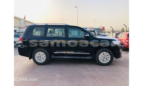 Acheter Import Voiture Toyota Land Cruiser Noir à Import - Dubai, A'ana Acheter Import Voiture Toyota Land Cruiser Noir à Import - Dubai, A'ana