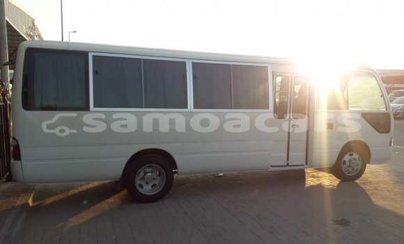 Acheter Import Voiture Toyota Coaster Blanc à Import - Dubai, A'ana Acheter Import Voiture Toyota Coaster Blanc à Import - Dubai, A'ana