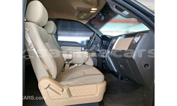 Acheter Import Voiture Ford Club Wagon Marron à Import - Dubai, A'ana Acheter Import Voiture Ford Club Wagon Marron à Import - Dubai, A'ana