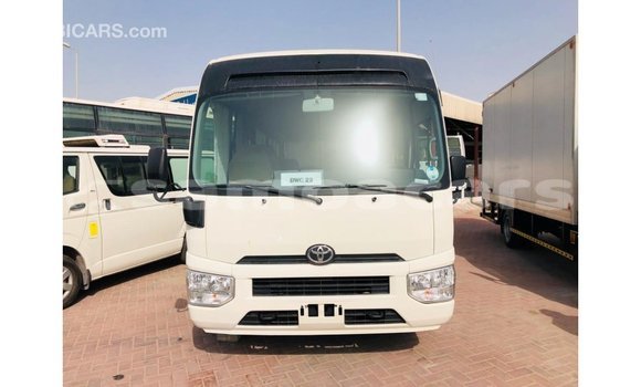 Acheter Import Voiture Toyota Coaster Blanc à Import - Dubai, A'ana Acheter Import Voiture Toyota Coaster Blanc à Import - Dubai, A'ana
