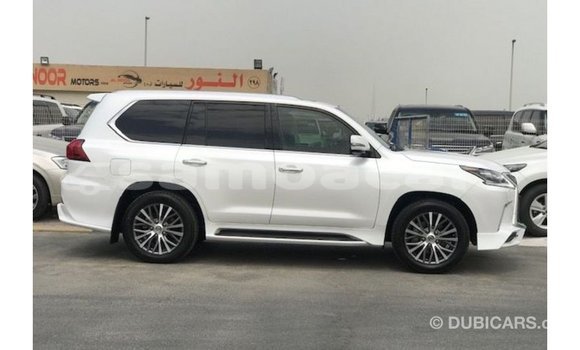 Buy Import Lexus LX White Car in Import - Dubai in A'ana Buy Import Lexus LX White Car in Import - Dubai in A'ana