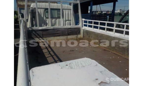 Acheter Import Voiture Toyota Dyna Blanc à Import - Dubai, A'ana Acheter Import Voiture Toyota Dyna Blanc à Import - Dubai, A'ana