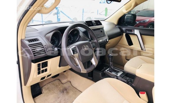 Buy Import Toyota Prado White Car in Import - Dubai in A'ana Buy Import Toyota Prado White Car in Import - Dubai in A'ana