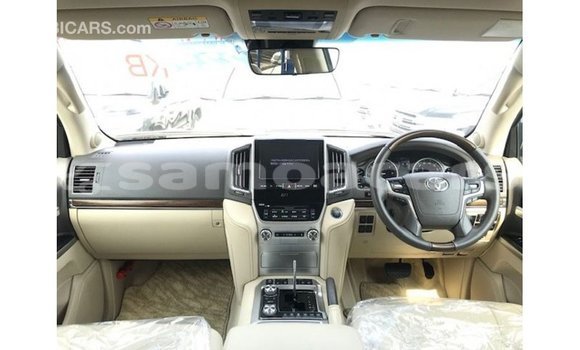 Buy Import Toyota Land Cruiser Black Car in Import - Dubai in A'ana Buy Import Toyota Land Cruiser Black Car in Import - Dubai in A'ana