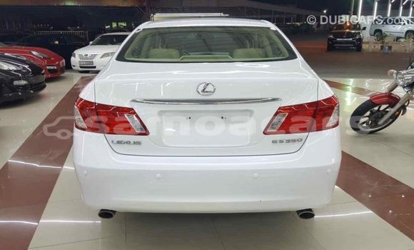 Acheter Import Voiture Lexus ES Blanc à Import - Dubai, A'ana