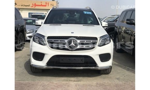 Buy Import Mercedes-Benz 190 White Car in Import - Dubai in A'ana Buy Import Mercedes-Benz 190 White Car in Import - Dubai in A'ana