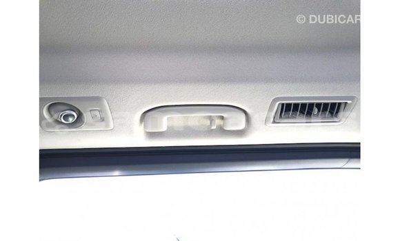 Buy Import Toyota Granvia White Car in Import - Dubai in A'ana Buy Import Toyota Granvia White Car in Import - Dubai in A'ana