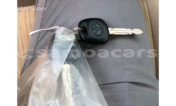 Acheter Import Voiture Toyota Yaris Blanc à Import - Dubai, A'ana Acheter Import Voiture Toyota Yaris Blanc à Import - Dubai, A'ana