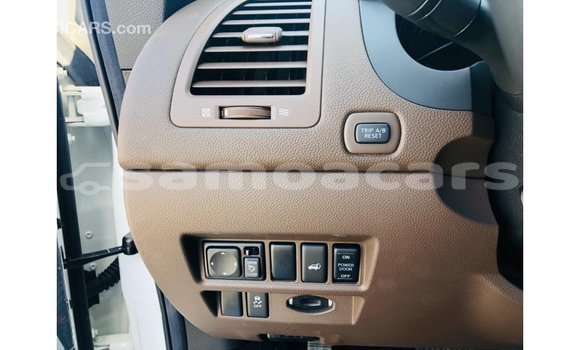 Acheter Import Voiture Infiniti EX Blanc à Import - Dubai, A'ana Acheter Import Voiture Infiniti EX Blanc à Import - Dubai, A'ana