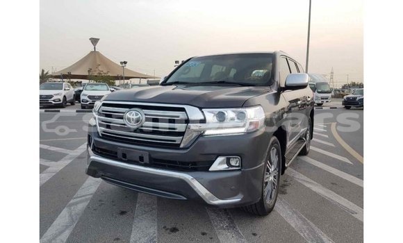 Acheter Import Voiture Toyota Land Cruiser Autre à Import - Dubai, A'ana Acheter Import Voiture Toyota Land Cruiser Autre à Import - Dubai, A'ana
