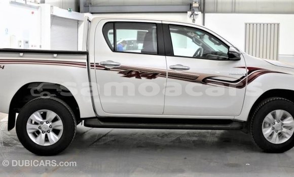 Acheter Import Voiture Toyota Hilux Blanc à Import - Dubai, A'ana Acheter Import Voiture Toyota Hilux Blanc à Import - Dubai, A'ana
