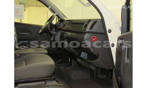 Acheter Import Voiture Toyota Hiace Blanc à Import - Dubai, A'ana Acheter Import Voiture Toyota Hiace Blanc à Import - Dubai, A'ana