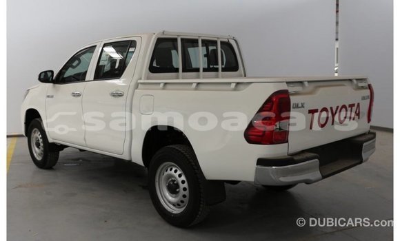 Acheter Import Voiture Toyota Hilux Blanc à Import - Dubai, A'ana Acheter Import Voiture Toyota Hilux Blanc à Import - Dubai, A'ana