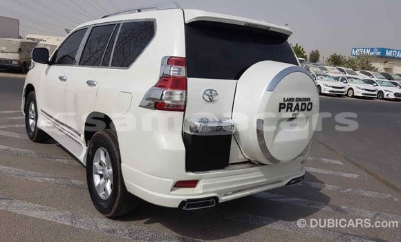Acheter Import Voiture Toyota Prado Blanc à Import - Dubai, A'ana Acheter Import Voiture Toyota Prado Blanc à Import - Dubai, A'ana