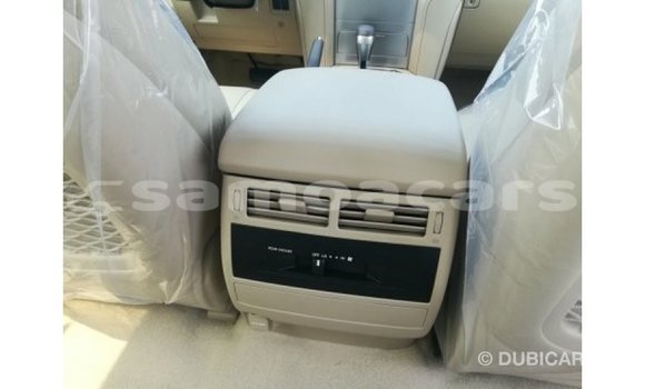 Acheter Import Voiture Toyota Land Cruiser Noir à Import - Dubai, A'ana Acheter Import Voiture Toyota Land Cruiser Noir à Import - Dubai, A'ana