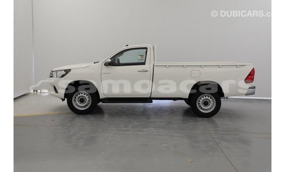 Acheter Import Voiture Toyota Hilux Blanc à Import - Dubai, A'ana Acheter Import Voiture Toyota Hilux Blanc à Import - Dubai, A'ana