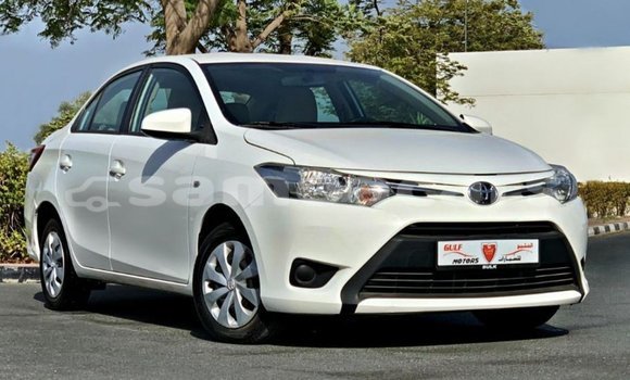 Acheter Import Voiture Toyota Yaris Blanc à Import - Dubai, A'ana Acheter Import Voiture Toyota Yaris Blanc à Import - Dubai, A'ana
