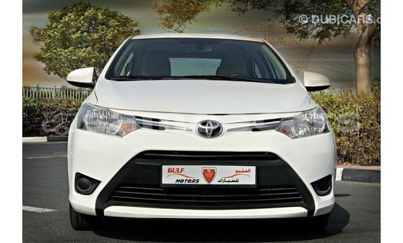Acheter Import Voiture Toyota Yaris Blanc à Import - Dubai, A'ana Acheter Import Voiture Toyota Yaris Blanc à Import - Dubai, A'ana