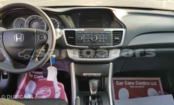 Acheter Import Voiture Honda Accord Autre à Import - Dubai, A'ana Acheter Import Voiture Honda Accord Autre à Import - Dubai, A'ana