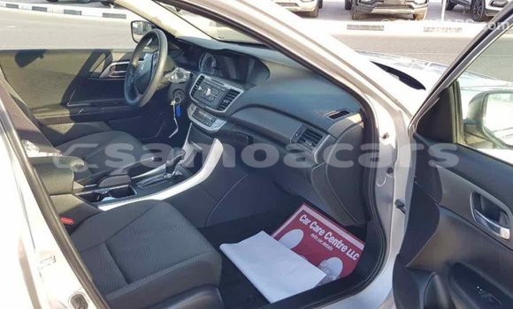 Acheter Import Voiture Honda Accord Autre à Import - Dubai, A'ana Acheter Import Voiture Honda Accord Autre à Import - Dubai, A'ana