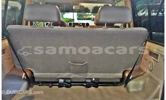 Acheter Import Voiture Toyota Land Cruiser Beige à Import - Dubai, A'ana Acheter Import Voiture Toyota Land Cruiser Beige à Import - Dubai, A'ana