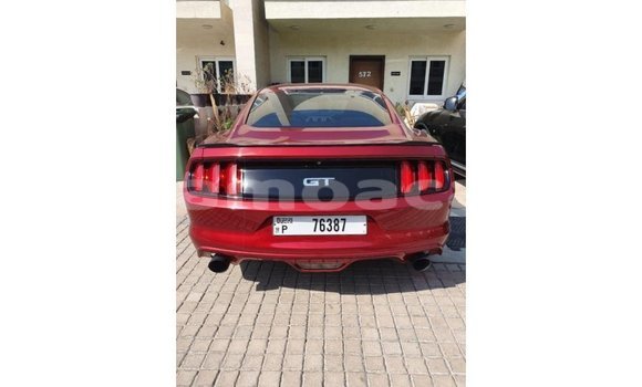 Acheter Import Voiture Ford Mustang Rouge à Import - Dubai, A'ana Acheter Import Voiture Ford Mustang Rouge à Import - Dubai, A'ana