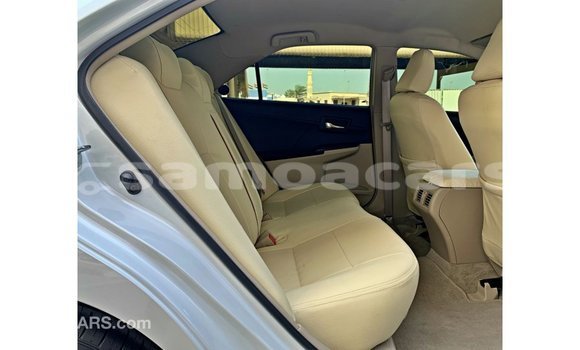 Acheter Import Voiture Toyota Camry Blanc à Import - Dubai, A'ana Acheter Import Voiture Toyota Camry Blanc à Import - Dubai, A'ana